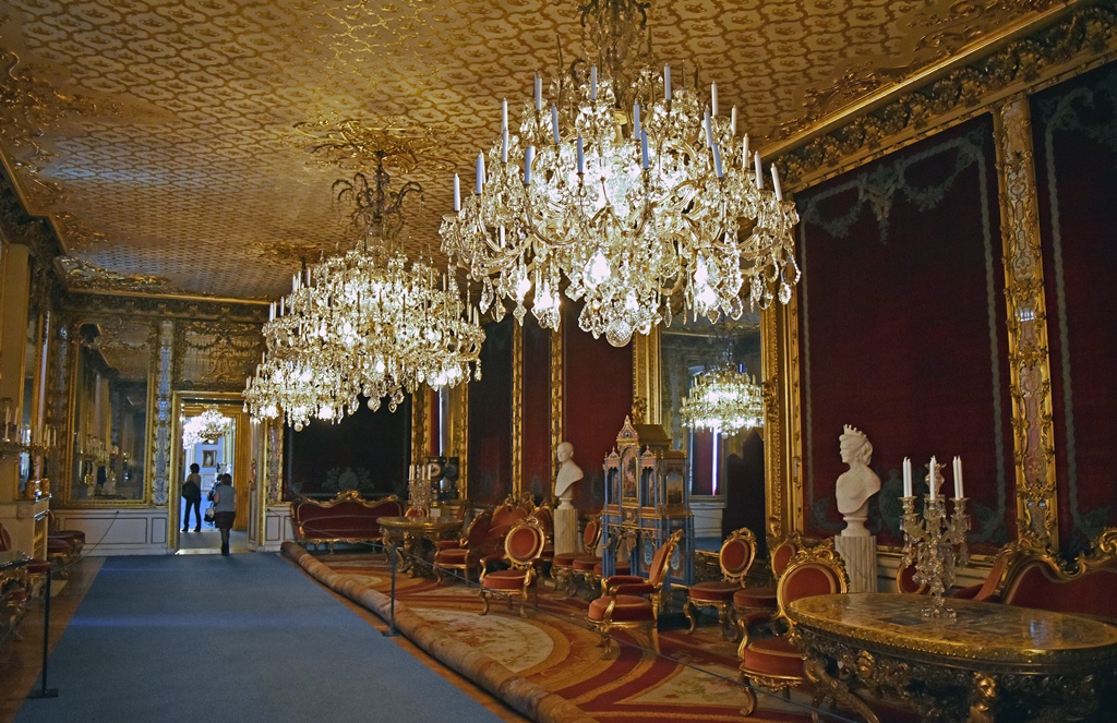 Victoria Drawing Room